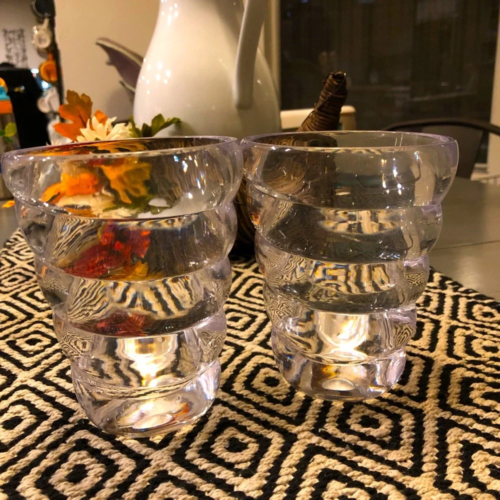 Crate&Barrel Clear Acrylic Tumblers (Set of 2)